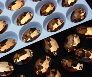 Smoked Padparadscha színű ovális alakú kristály