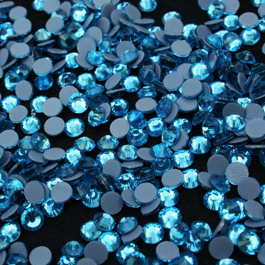 Aquamarine prémium vasalható kristálykő