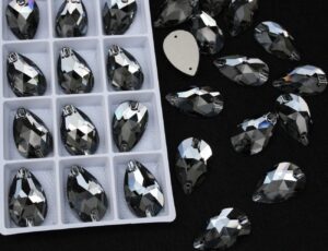 Black Diamond színű csepp alakú kristály