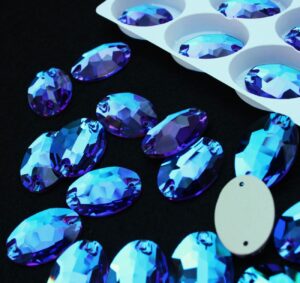 Blue Zircon Dream színű ovális alakú kristály