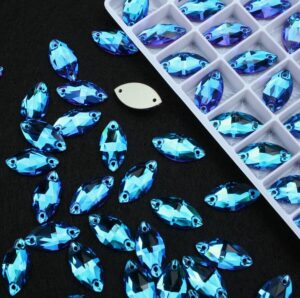 Blue Zircon Dream színű zabszem alakú kristály