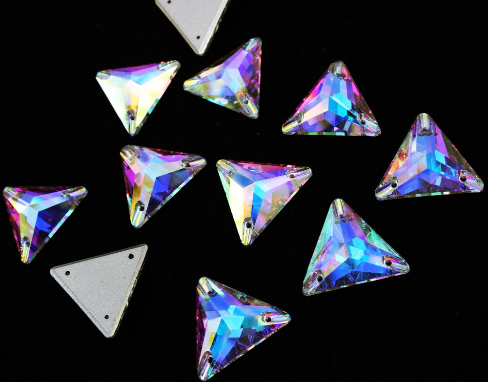 Crystal AB színű háromszög alakú kristály
