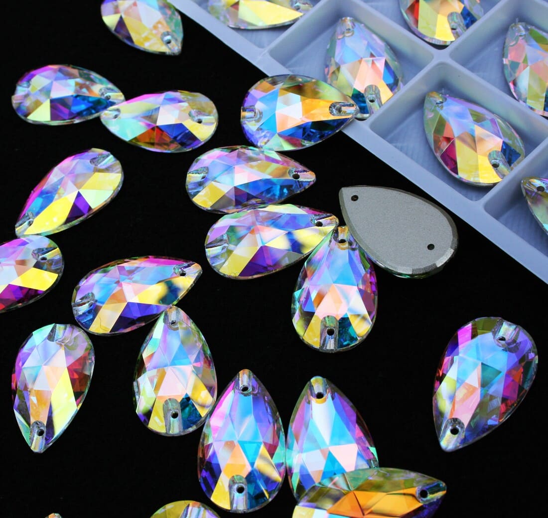 Crystal AB színű csepp alakú kristály