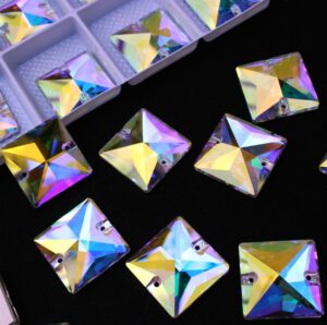 Crystal AB színű négyzet alakú kristály