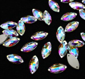 Crystal AB színű zabszem alakú kristály