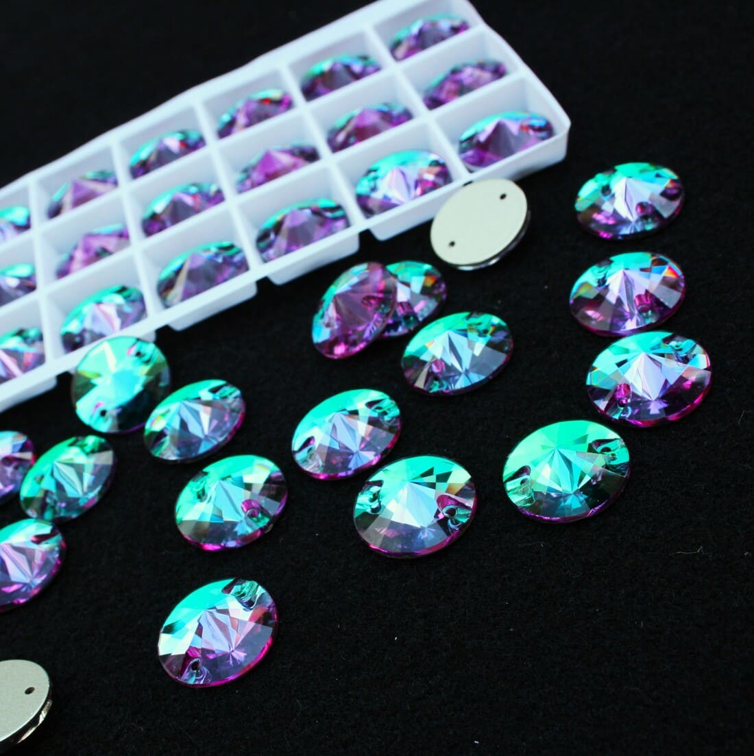 Emerald Dream színű kör alakú kristály