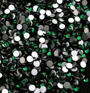 Emerald színű ragasztható kristálykő