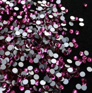 Fuchsia színű ragasztható kristálykő