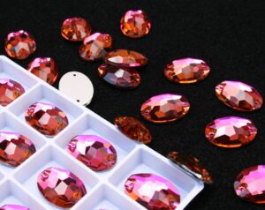 Fuchsia színű ovális alakú kristály