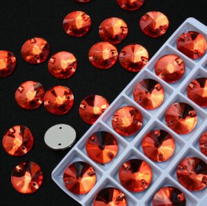 Hyacinth színű kör alakú kristály