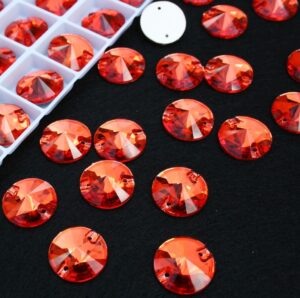 Hyacinth színű kör alakú kristály