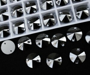 Jet Hematite színű kör alakú kristály