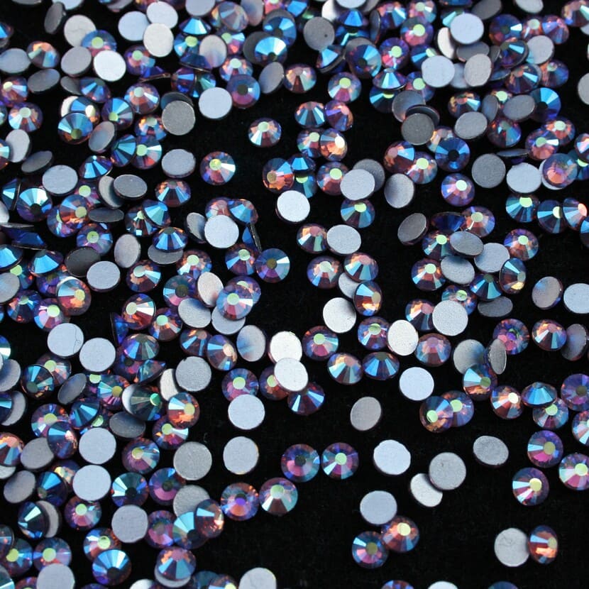 Light Amethyst AB színű ragasztható kristálykő