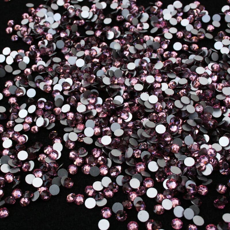 Light amethyst színű ragasztható kristálykő
