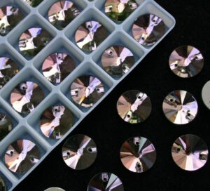 Light Rose színű varrható kristálykő