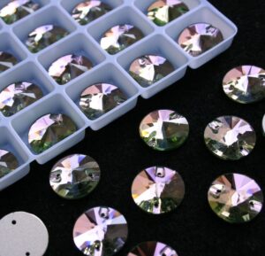 Light Rose színű varrható kristálykő