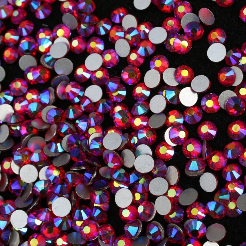 Light Siam AB ragasztható kristálykő