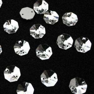 Crystal színű nyolcszög alakú kristály