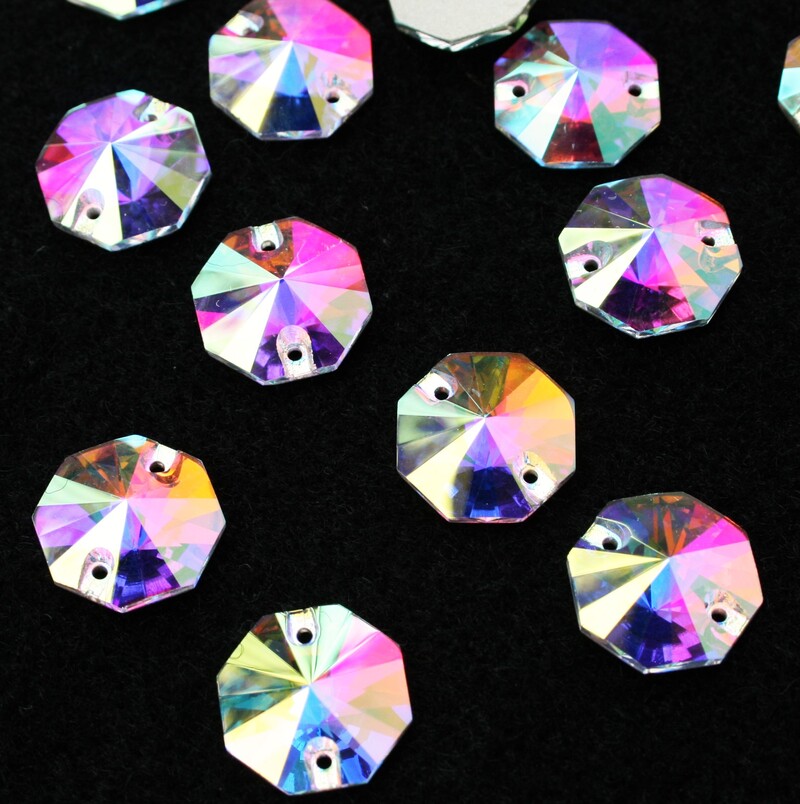 Crystal AB színű nyolcszög alakú kristály