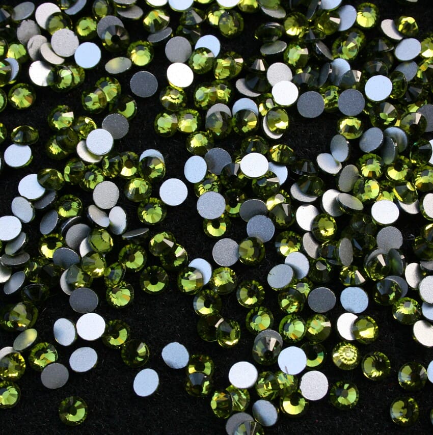 Olive színű ragasztható kristálykő