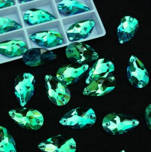 Peridot színű csepp alakú kristály