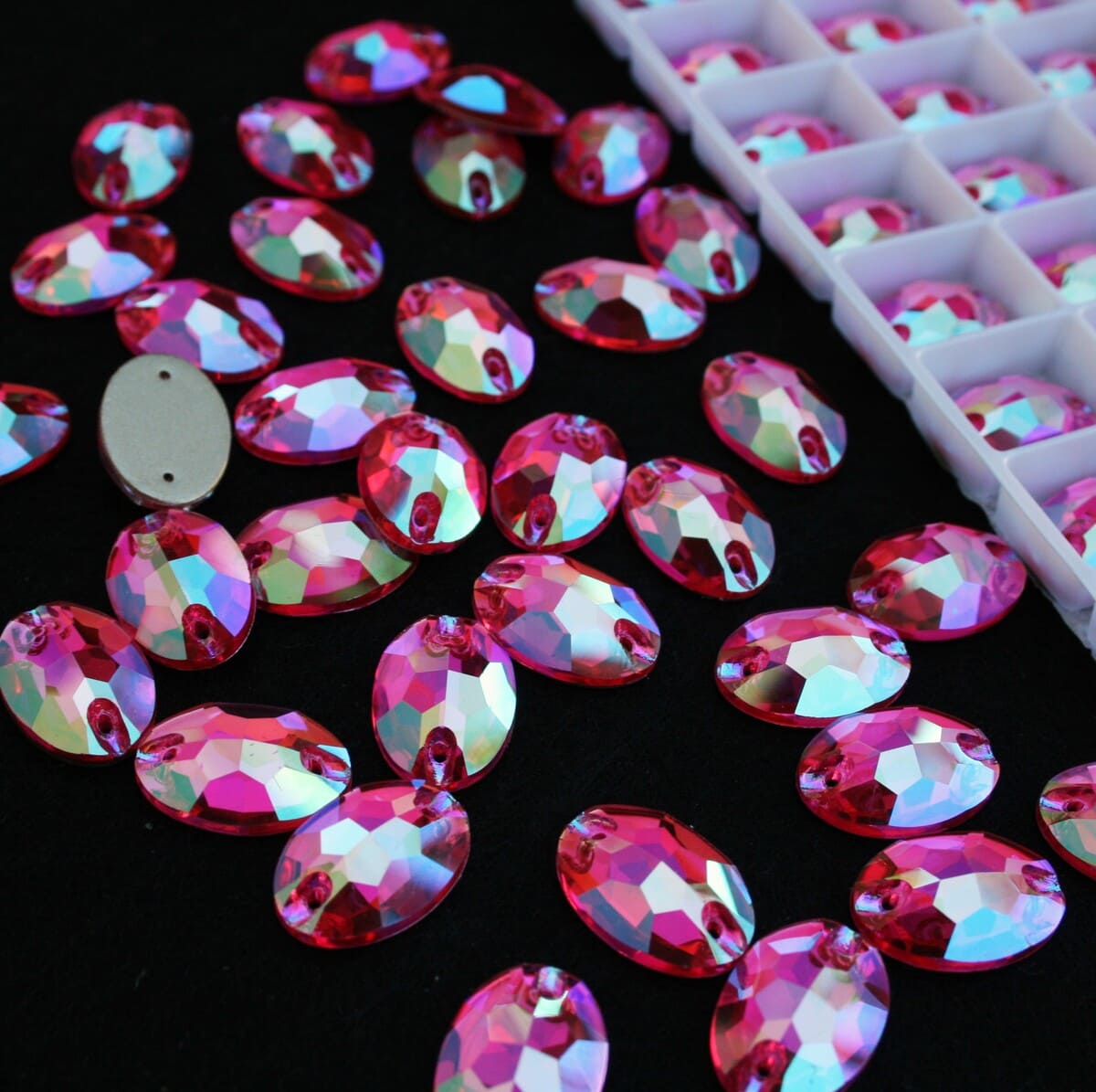 Rose AB színű ovális alakú kristály