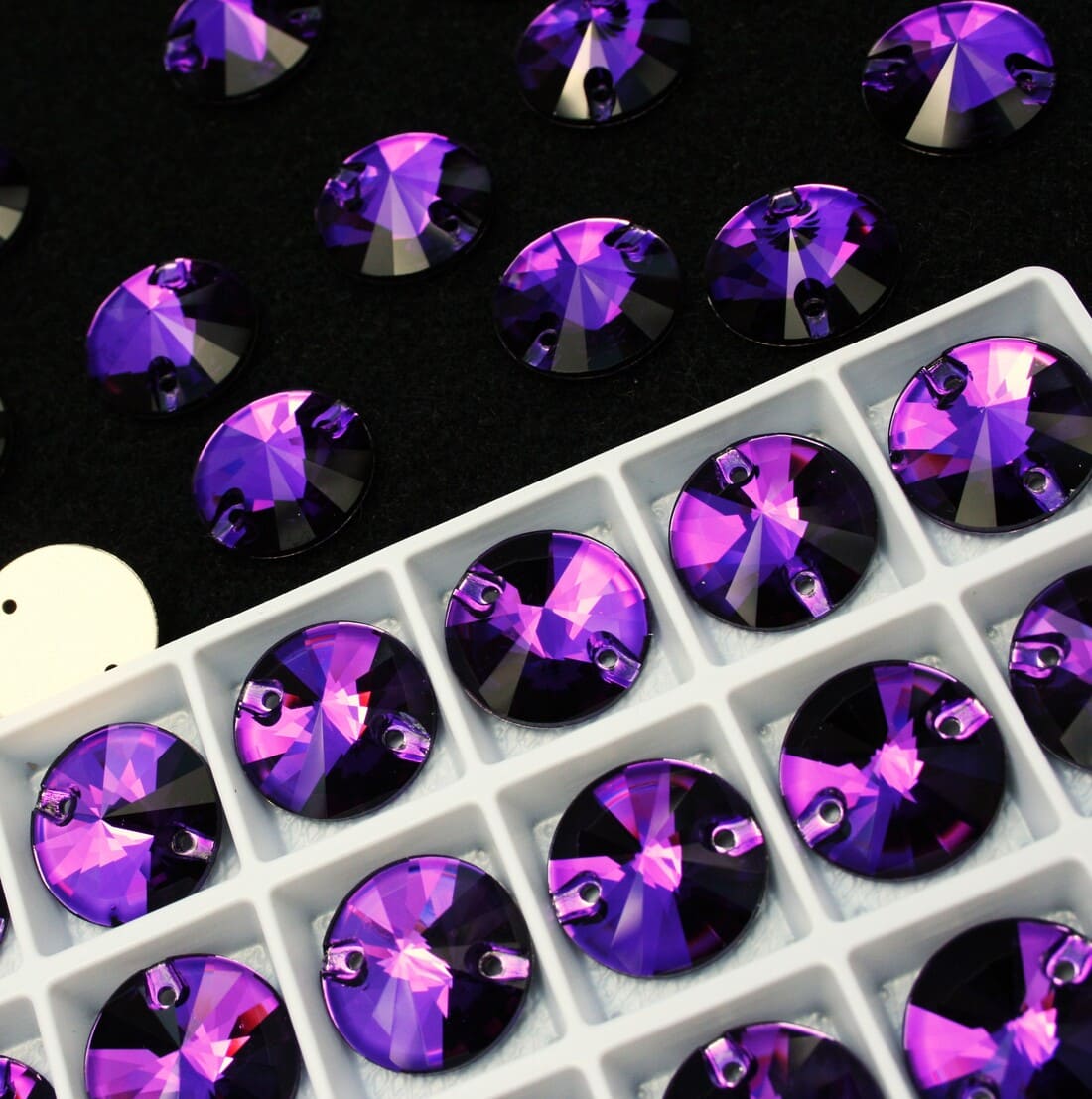 Purple Velvet színű kör alakú kristály