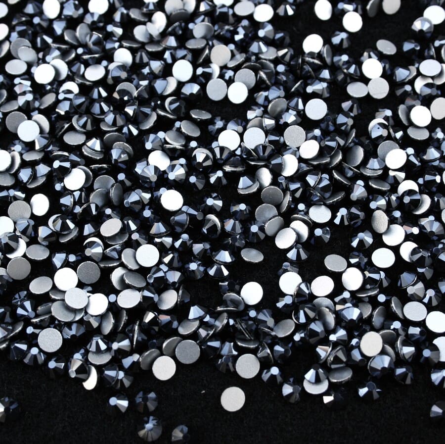 Shiny Black színű ragasztható kristálykő