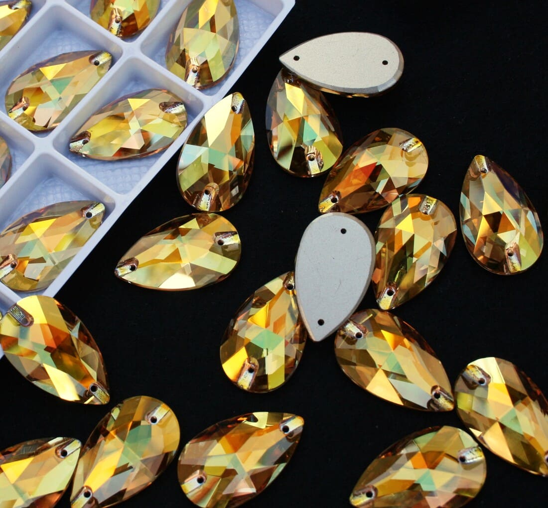 Sunshine színű csepp alakú kristály