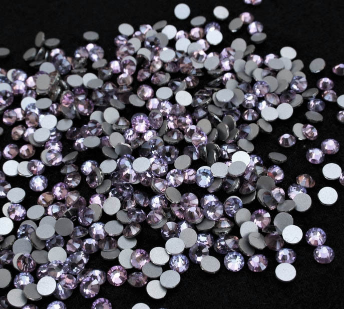 Violet Dream színű ragasztható kristálykő