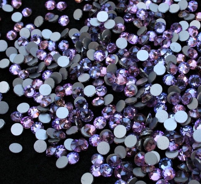 Violet dream színű ragasztható kristálykő