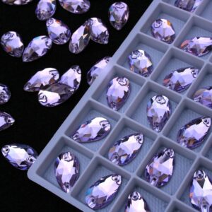 Violet színű csepp alakú kristály