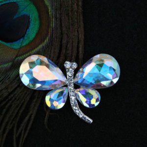 Pillangó bross – kristályköves kitűző