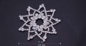 Csillag alakú strasszos kristálydísz
