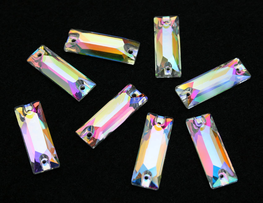 Crystal AB színű keskeny téglalap alakú kristály