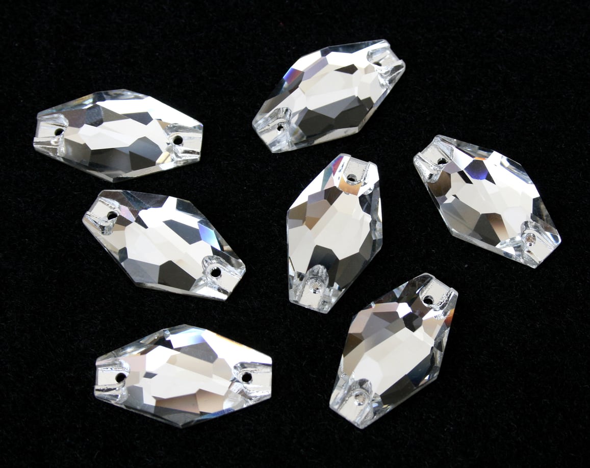 Crystal színű hexagon alakú kristály