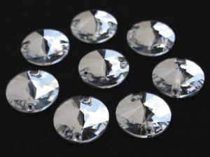 Crystal színű kör alakú kristály