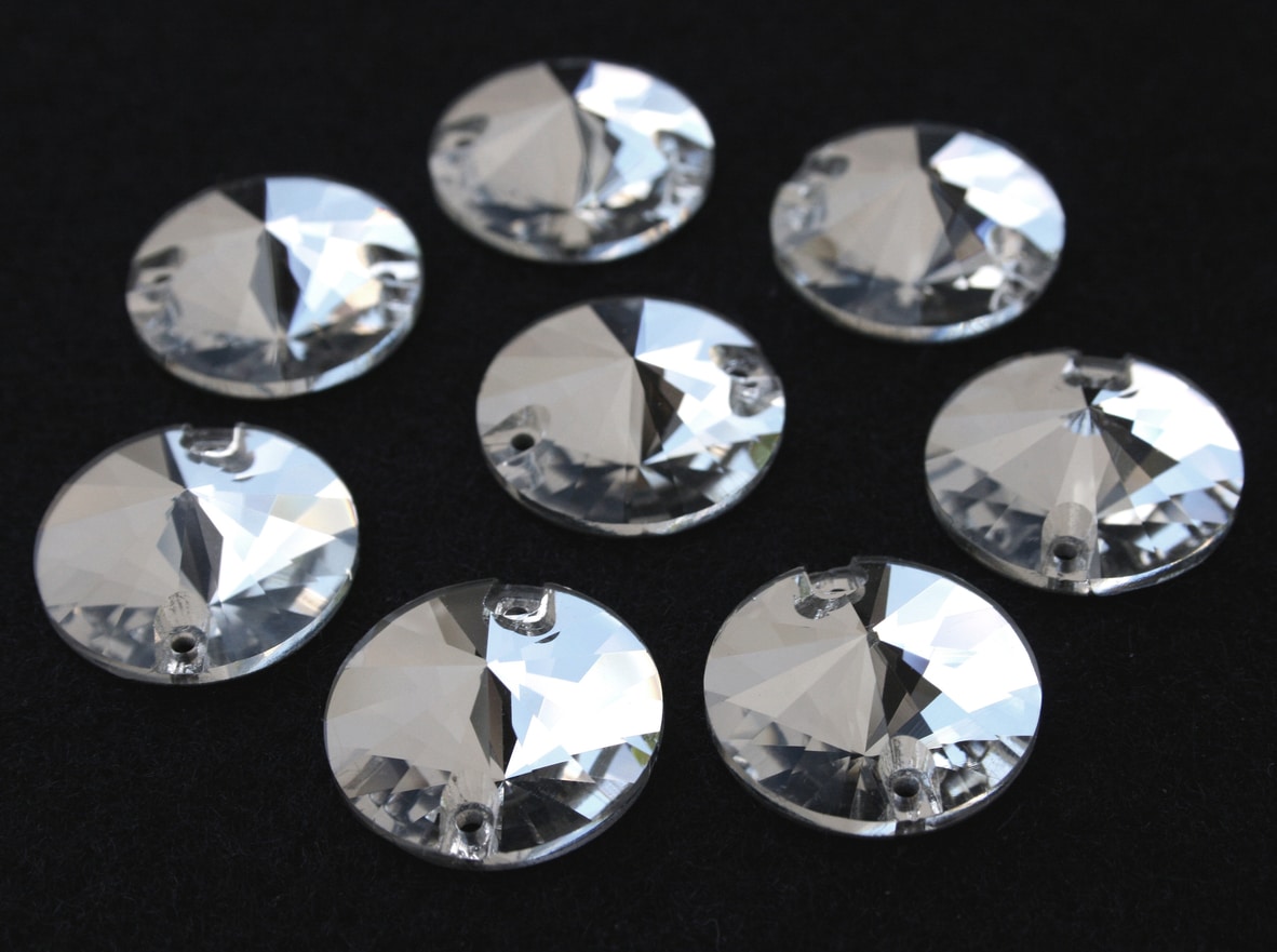 Crystal színű kör alakú kristály