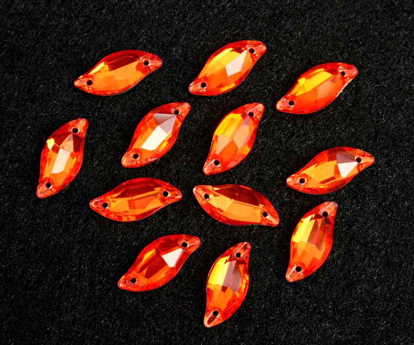 Hyacinth színű levél alakú kristály