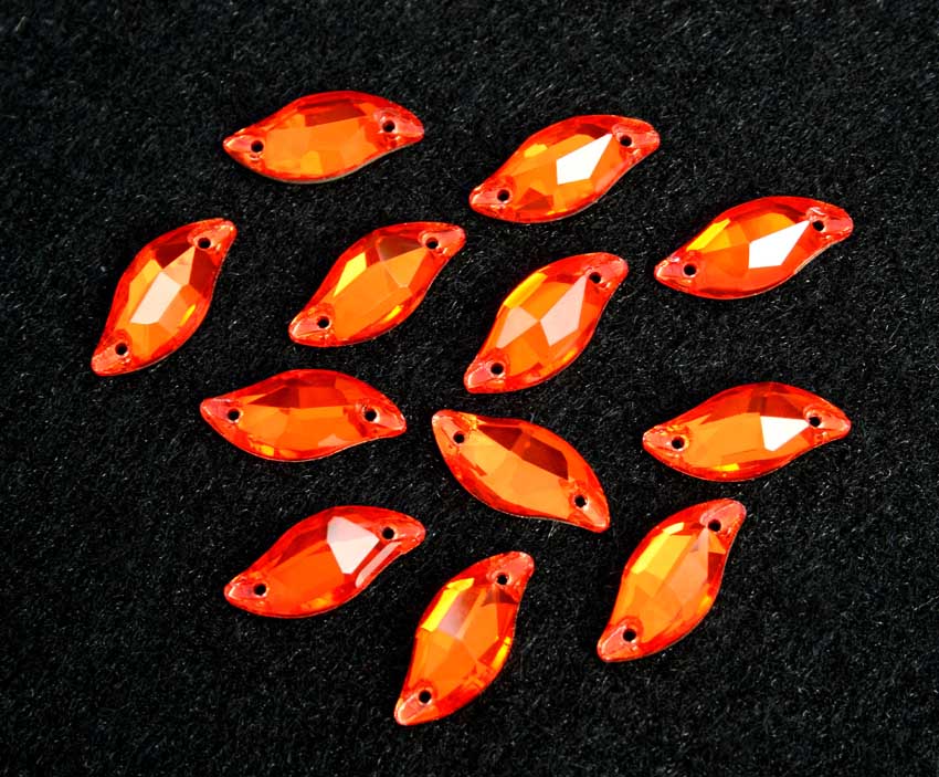 Hyacinth színű levél alakú kristály