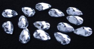 Ice Blue színű csepp alakú kristály