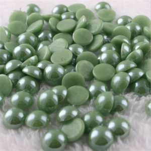 Olajzöld kerámia félgyöngy