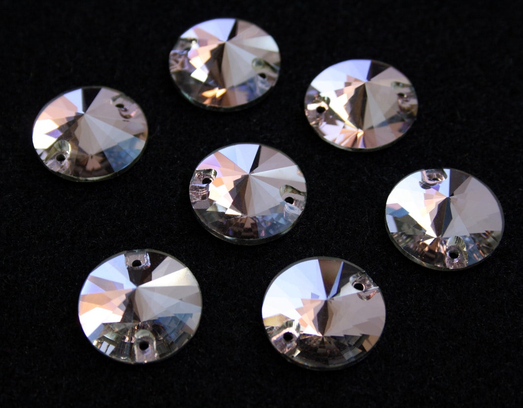 Light Amethyst színű kör alakú kristály