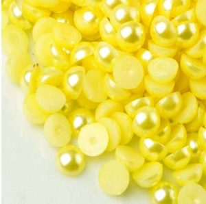 Sárga műanyag félgyöngy