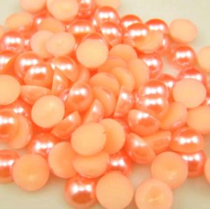 Barackszínű műanyag félgyöngy