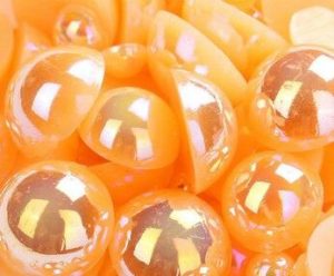 Barackszínű AB műanyag félgyöngy