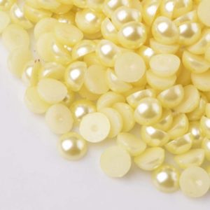 Világossárga műanyag félgyöngy