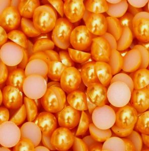 Narancsos karamell műanyag félgyöngy