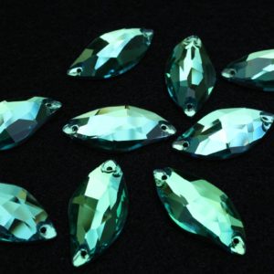 Peridot színű levél alakú kristály