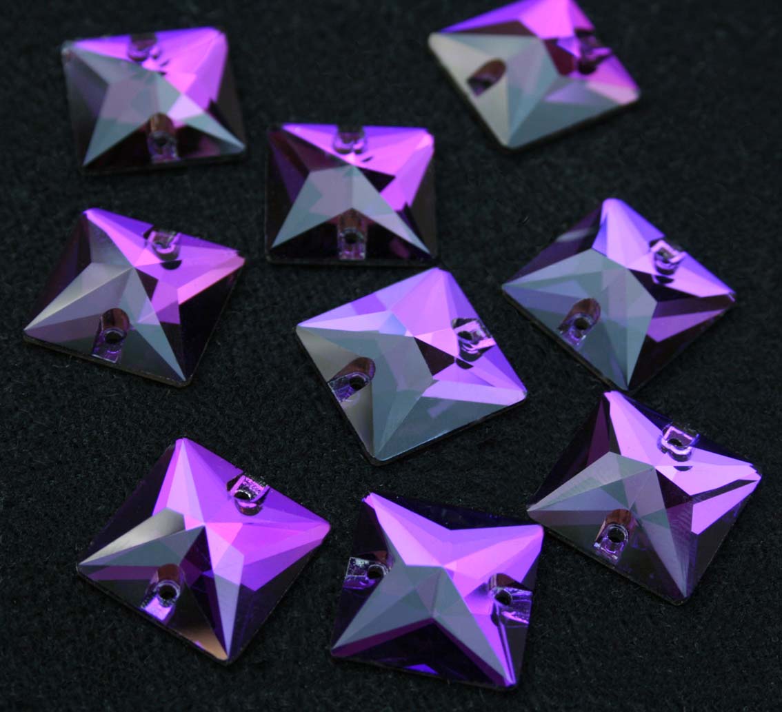 Purple Velvet színű négyzet alakú kristály